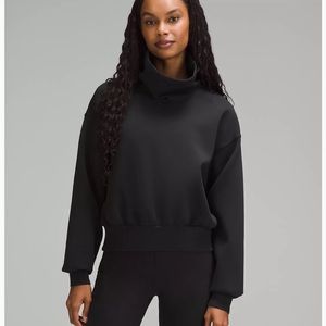 Lululemon pullover